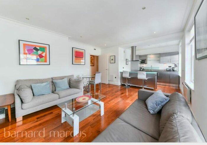 2 Bedroom Flat To Rent In Tavistock Street, Covent Garden, WC2E