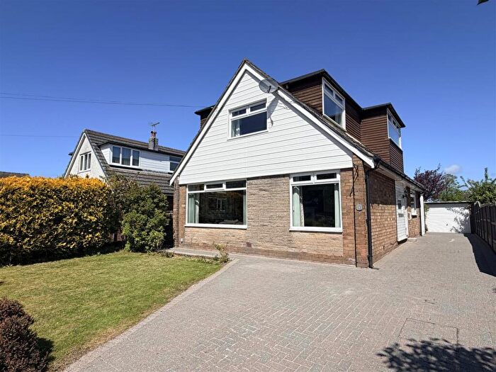 4 Bedroom Detached House For Sale In Tewkesbury Drive, Lytham, FY8