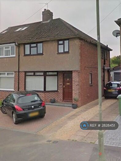 3 Bedroom Semi Detached House To Rent In Bagley Close, Kennington, Oxford, OX1