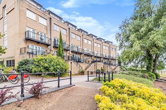 4 Bedroom Town House For Sale In Felsted, Caldecotte, Milton Keynes, MK7