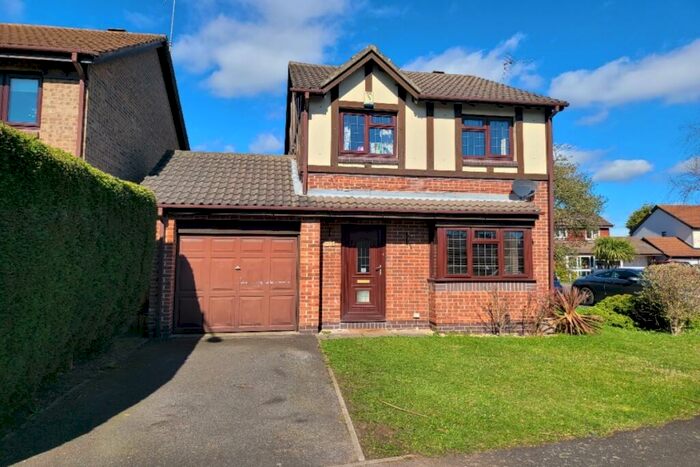 3 Bedroom Detached House To Rent In Trafford Gardens, Nottingham, NG8