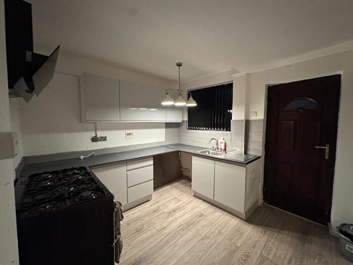 2 Bedroom Semi Detached House To Rent In Vernon Road, Nottingham, NG6