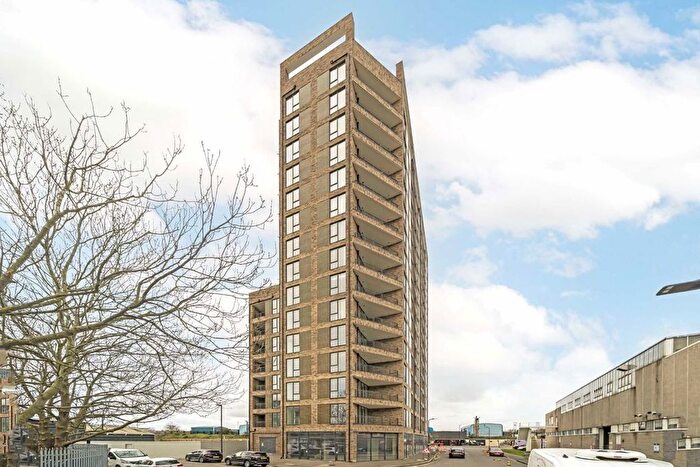 1 Bedroom Flat For Sale In Bollo Lane, Acton, W3