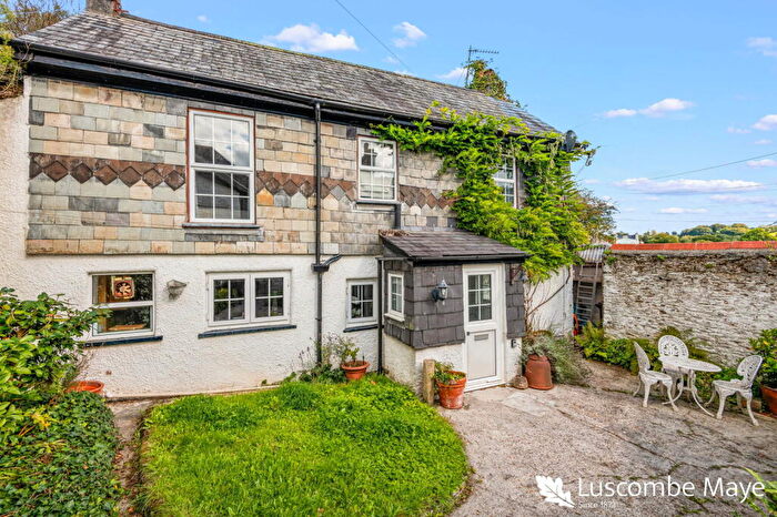 2 Bedroom Cottage For Sale In Church Street, Modbury, PL21