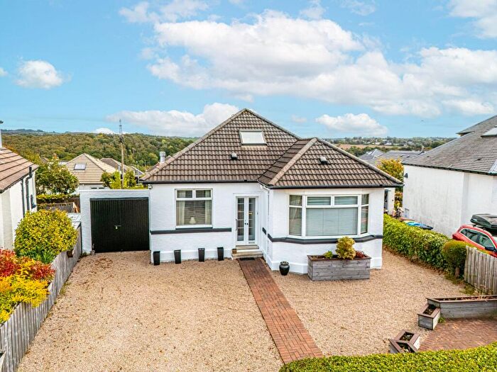 4 Bedroom Detached Bungalow For Sale In The Quadrant, Clarkston, G76