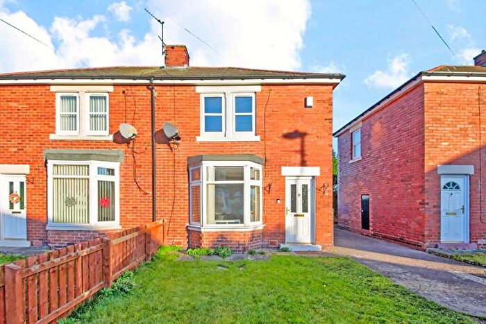 2 Bedroom Semi Detached House For Sale In Mulcaster Gardens, Wallsend, Tyne And Wear, NE28