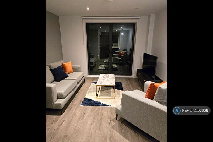 1 Bedroom Flat To Rent In Ordsall Lane, Manchester, M5