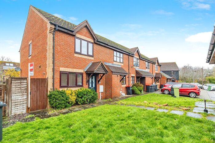 3 Bedroom Terraced House For Sale In Deacon Place, Middleton, Milton Keynes, MK10