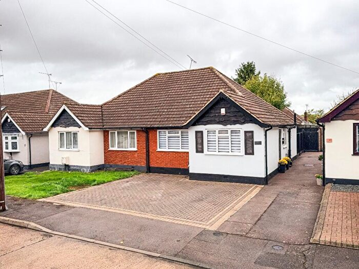 2 Bedroom Semi-Detached Bungalow For Sale In Crossby Close, Ingatestone, Essex, CM15