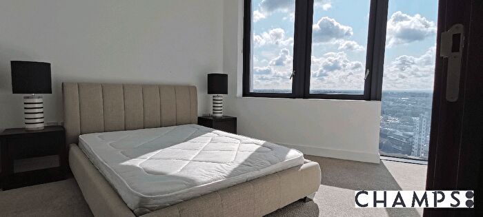 2 Bedroom Flat To Rent In Amory Tower, Marsh Wall, E14