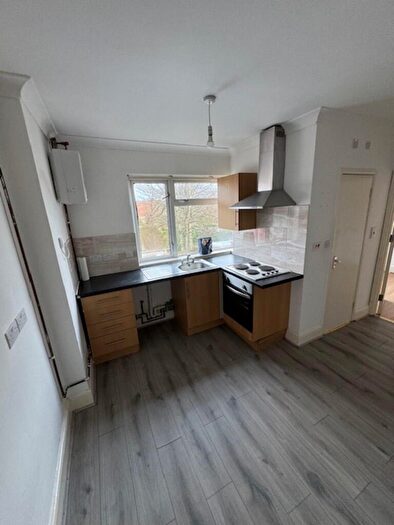 1 Bedroom Flat To Rent In Portswood Road, SO17