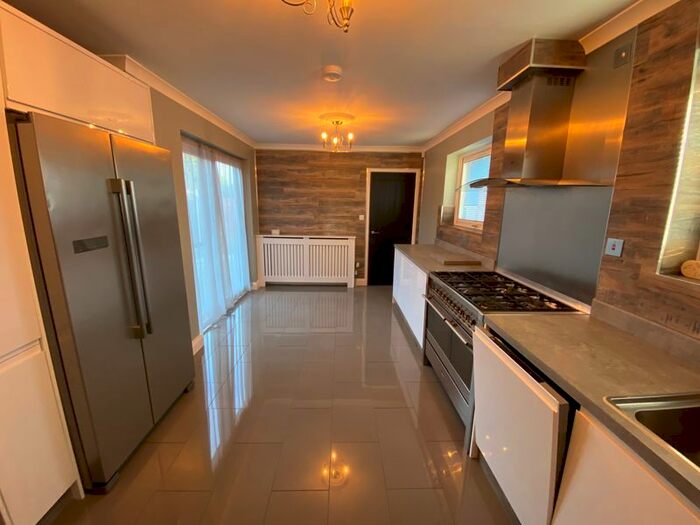 2 Bedroom Bungalow To Rent In Coventry Road, Nuneaton, CV10