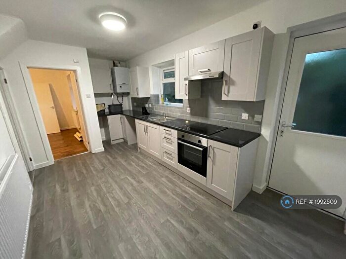 3 Bedroom Terraced House To Rent In Birchgrove Road, Birchgrove, Swansea, SA7