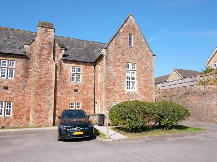 3 Bedroom End Of Terrace House For Sale In A Charming Three Bedroom Cottage In South Horrington, BA5