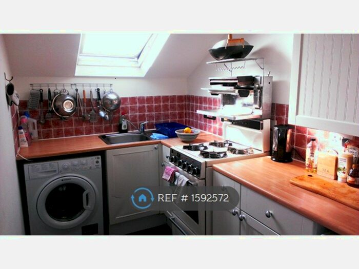 1 Bedroom Flat To Rent In Lordship Park, London, N16