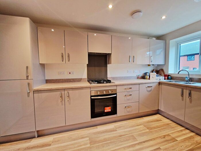 3 Bedroom House To Rent In Hamilton Way, BB2