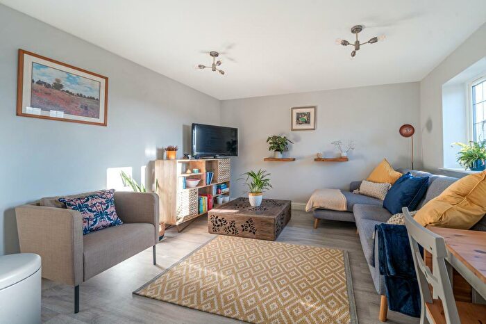 2 Bedroom Apartment To Rent In Kingston Bagpuize, Oxfordshire, OX13