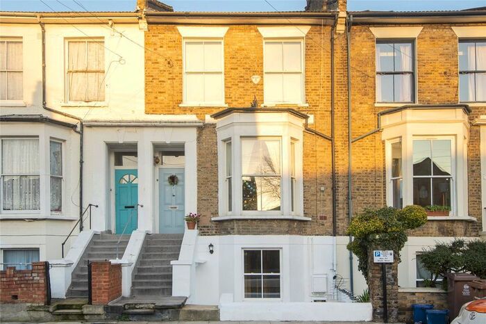 1 Bedroom Flat To Rent In Speldhurst Road, Hackney, London, E9