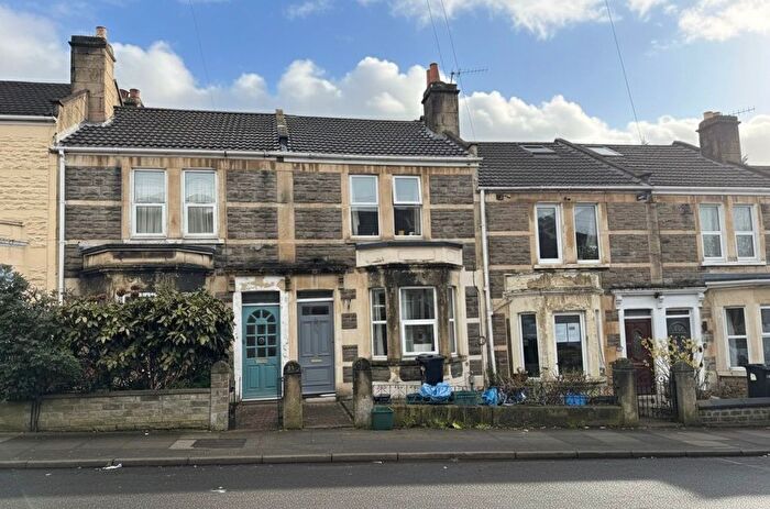 3 Bedroom Property To Rent In Coronation Avenue, Bath, BA2