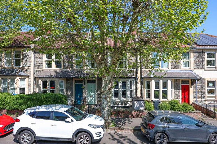 4 Bedroom Terraced House For Sale In Cornwall Road, Bristol, BS7