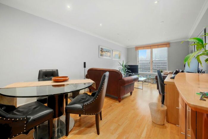 2 Bedroom Apartment To Rent In Aldersgate Street, EC1A