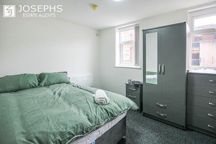 1 Bedroom Flat To Rent In Bradshawgate, Bolton, Greater Manchester, BL1