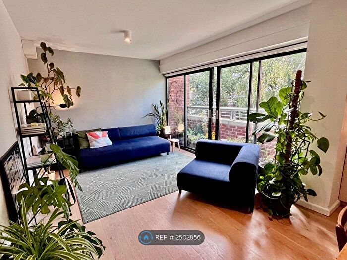 2 Bedroom Flat To Rent In Dalmeny Avenue, London, N7