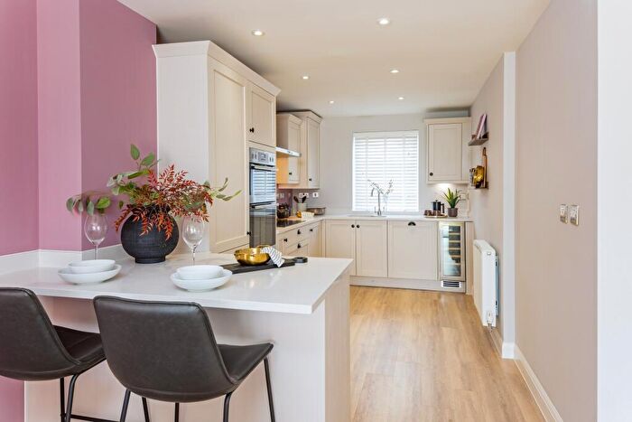 4 Bedroom Detached House For Sale In Orchards Rise, Scott Way, Swindon, Wiltshire, SN1
