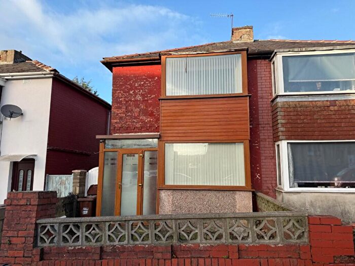 2 Bedroom Semi-Detached House To Rent In Barkerhouse Road, Nelson, Lancashire, BB9