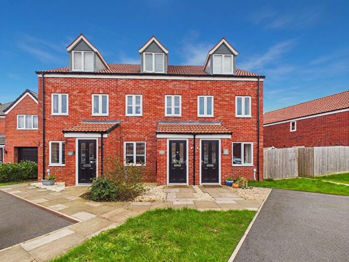 3 Bedroom Town House For Sale In Pennington Way, Hucknall, Nottingham, NG15