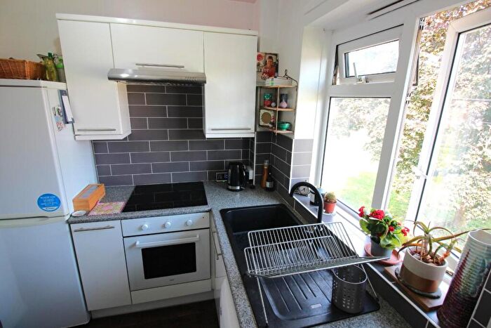 1 Bedroom Flat To Rent In Luffield Road, London, SE2