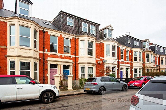2 Bedroom Apartment To Rent In St Georges Terrace, Jesmond, Newcastle Upon Tyne, NE2