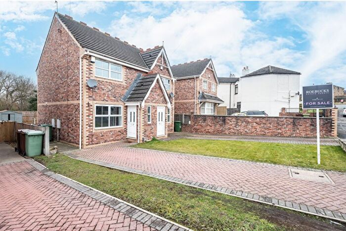 2 Bedroom Semi-Detached House For Sale In Moor Road, Stanley, Wakefield, WF3