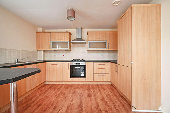 2 Bedroom Apartment To Rent In Apt The Willows, Middlewood Road, Sheffield, S6