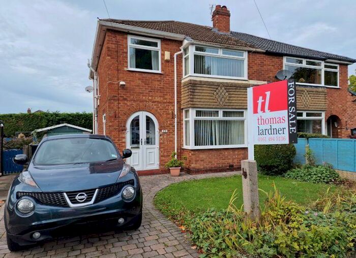 Houses for sale & to rent in SK6 1DS, Barrack Hill Close, Bredbury