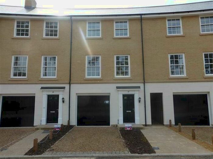 4 Bedroom House To Rent In Crecy Mews, Thetford, IP24