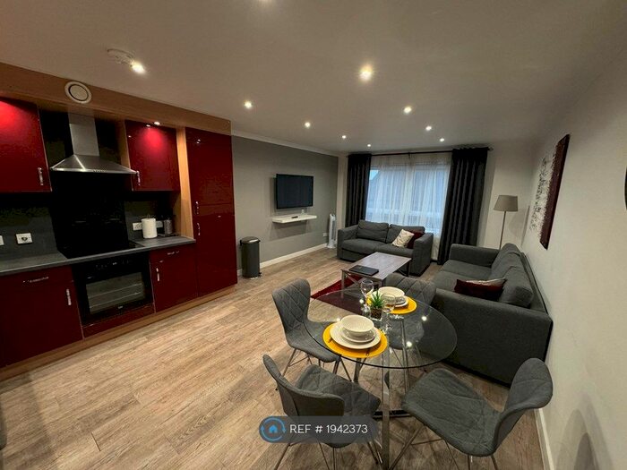 2 Bedroom Flat To Rent In Barrland Street, Glasgow, G41