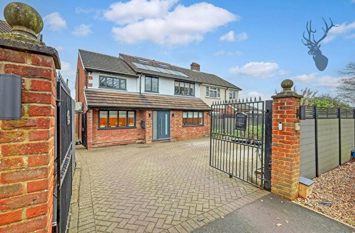 4 Bedroom Semi-Detached House For Sale In Abridge Road, Theydon Bois, Epping, CM16