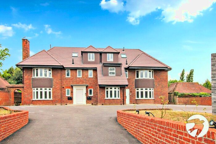 2 Bedroom Flat To Rent In Berengrave Lane, Rainham, Gillingham, Berengrave Lane, ME8