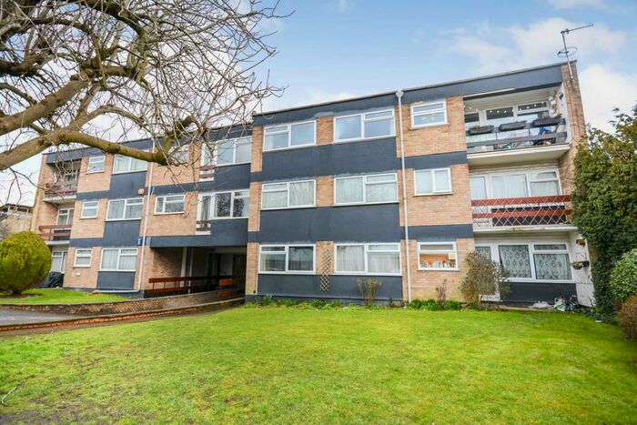 1 Bedroom Studio To Rent In Broad Street, Chesham, HP5