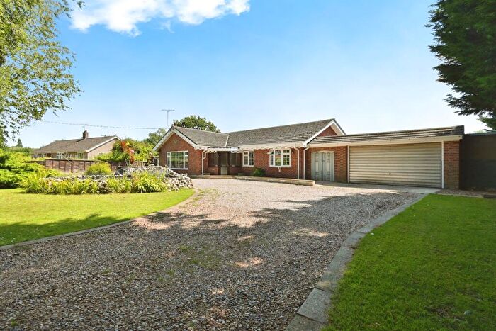 3 Bedroom Detached Bungalow For Sale In Smallworth, Garboldisham, Diss, IP22