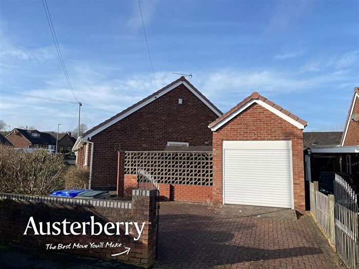 2 Bedroom Semi-Detached Bungalow For Sale In Colin Crescent, Weston Coyney, Stoke-On-Trent, ST3