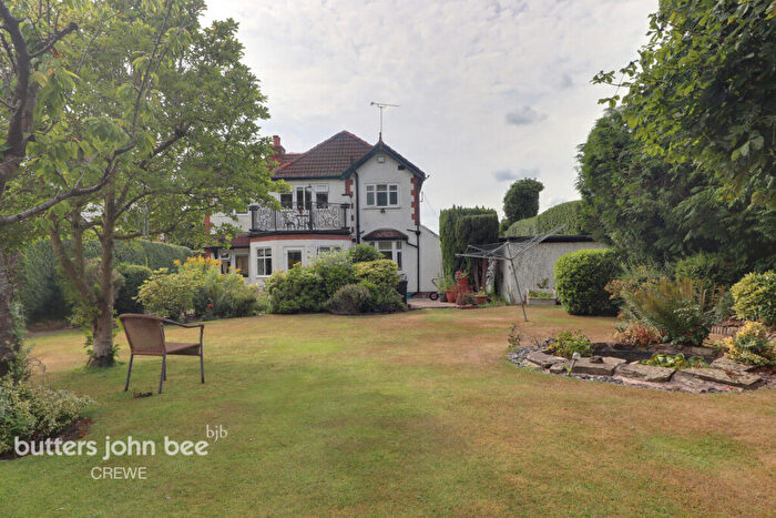 4 Bedroom Detached House For Sale In Springfield Drive, Crewe, CW2