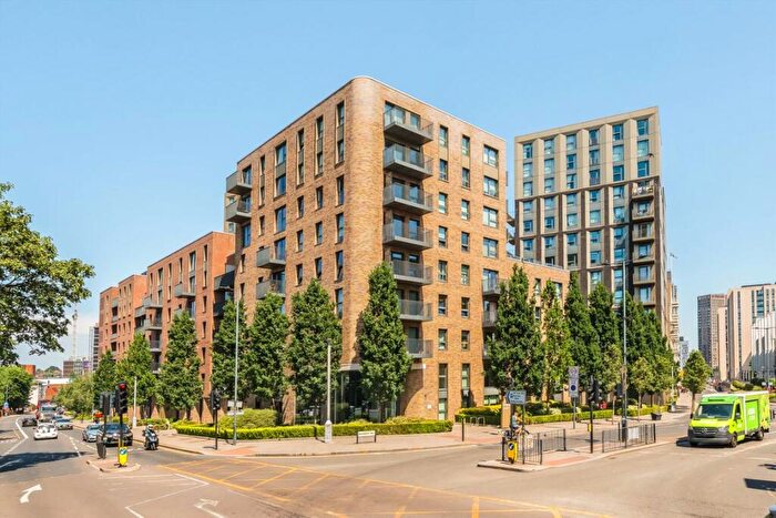 3 Bedroom Flat To Rent In Engineers Way, Wembley, HA9