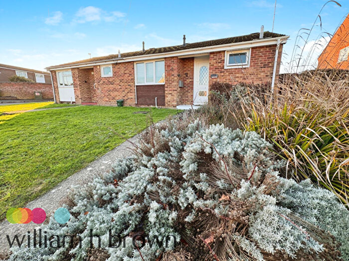 1 Bedroom Bungalow To Rent In Thackeray Close, Braintree, CM7