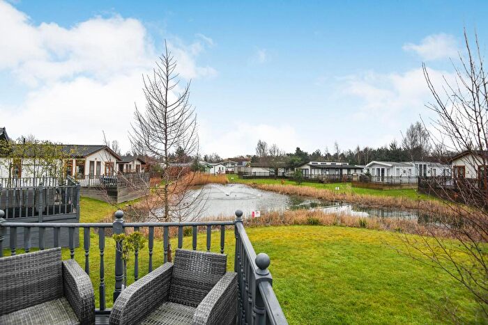 2 Bedroom Lodge For Sale In Carnoustie Court, Tydd St Giles, Wisbech, Cambs, PE13