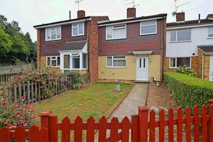 3 Bedroom Terraced House To Rent In Mierscourt Road, Rainham, Gillingham, ME8