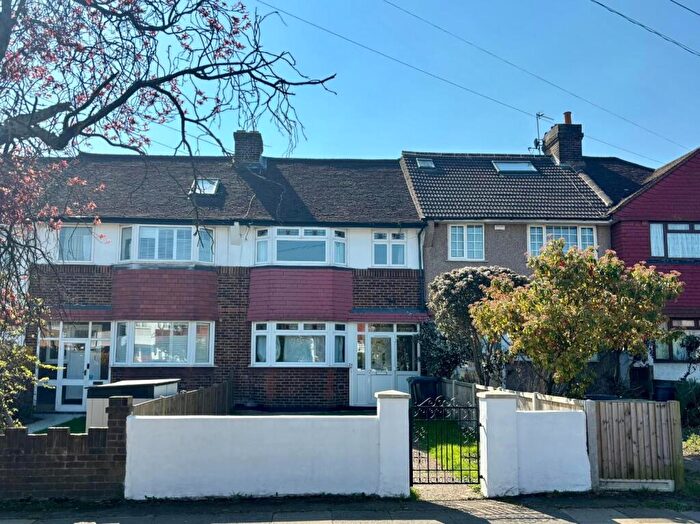 3 Bedroom House To Rent In Sevenoaks Road, Brockley, London, SE4