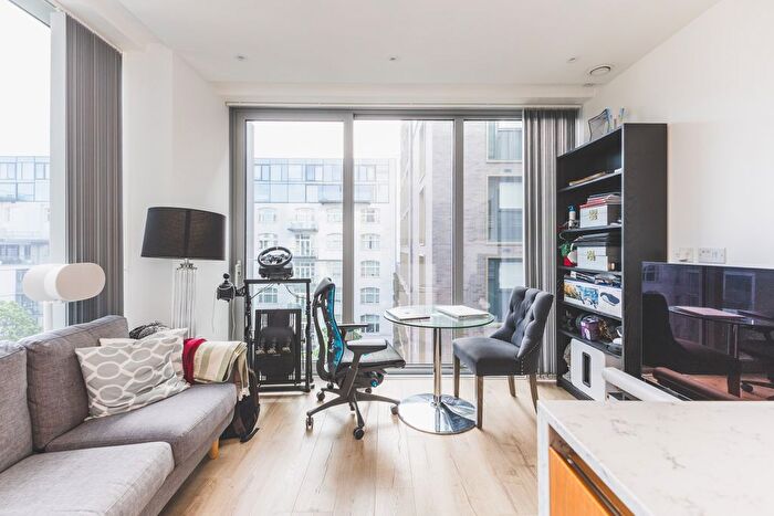 Studio To Rent In Stable Walk, London, E1
