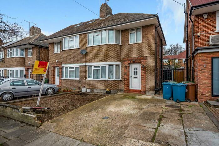 3 Bedroom Semi-Detached House To Rent In Wychwood Close, Edgware, HA8